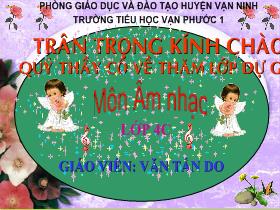 Tiết 11: - Ôn tập bài hát: Khăn quàng thắm mãi vai em